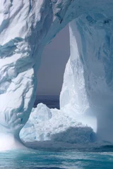 Photo sur Aluminium Arctique Iceberg off the coast of Greenland