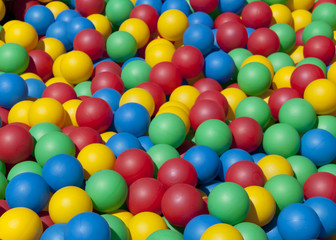 Fototapeta na wymiar Colorful balls in pool