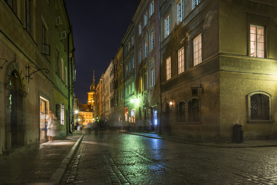 Fototapeta Warsaw's Old Town street at historic district