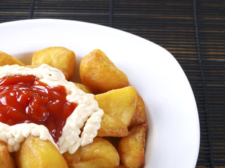 Patatas Bravas – Hot spicy fried potatoes