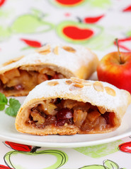 Apple strudel