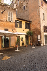 ROMA, STRADA CARATTERISTICA