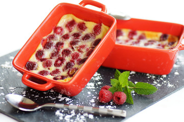clafoutis aux framboises en ramequin 5
