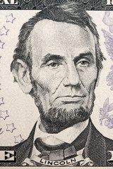 lincoln on the five dollar bill