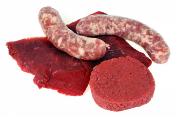 Bifteck, staek haché et saucisse