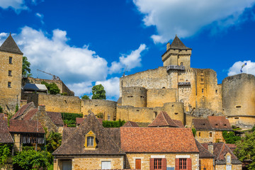 Fototapeta na wymiar Zamek Castelnaud la Chapelle Francja