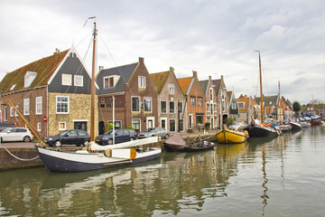 Fototapeta na wymiar Stary port w Monnickendam, Holandia