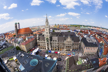 Fototapeta premium Aerial view of Munchen: Marienplatz, New Town Hall and Frauenkir
