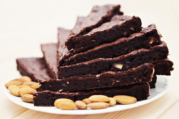 brownie with almonds