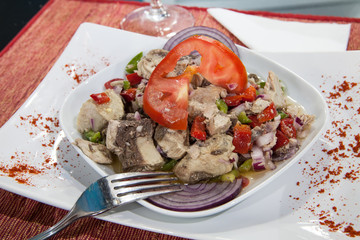 Tunna with sauce