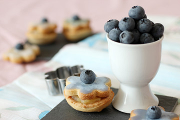 Petits sablés aux myrtilles