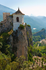 Fototapeta na wymiar Dzwonnica, zamek, Guadalest wieś, Alicante, Hiszpania