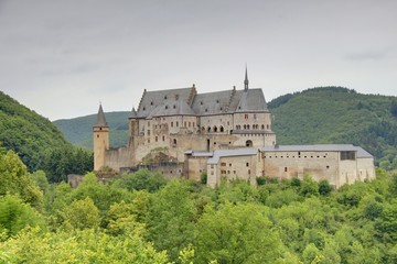 Fototapeta na wymiar chateau au luxembourg