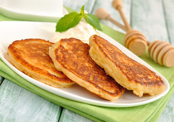 Pancakes on a green napkin