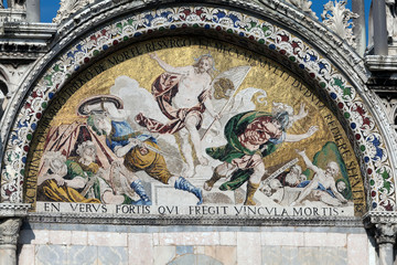 Fototapeta premium Mosiac on the Basilica San Marco