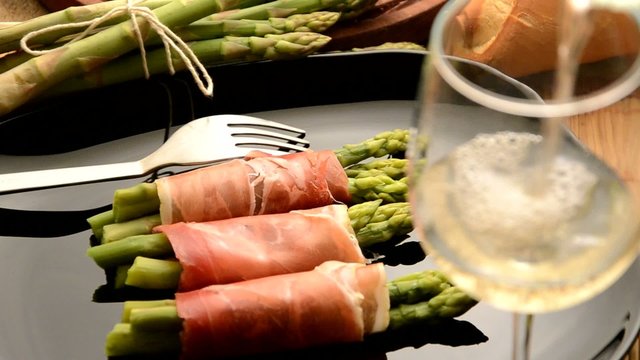 Asparagus officinalis