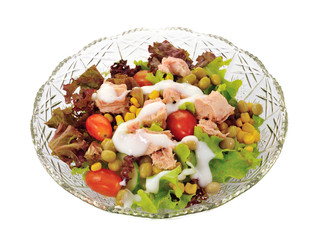 salad with tuna