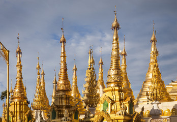 Fototapeta premium Golden Pagoda