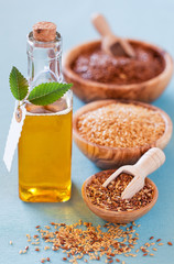 Flax seeds and linseed oil