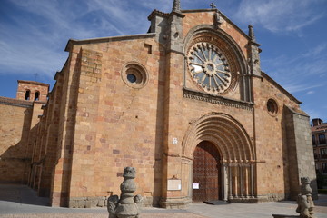 Fototapeta na wymiar Kościół San Pedro de Ávila
