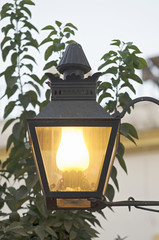 farola urbana antigua