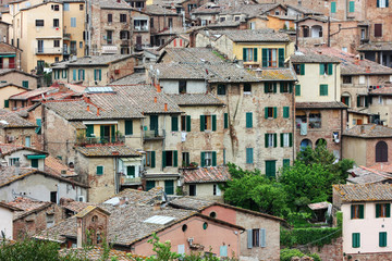 Fototapeta na wymiar Siennes - Italie (Toscane)