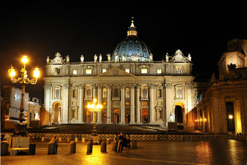 Fototapeta na wymiar Plac Świętego Piotra w Rzymie