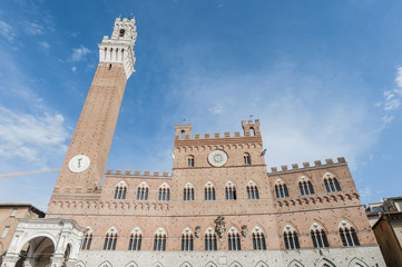 Fototapeta premium Public Palace and it's Mangia Tower in Siena, Italy