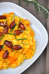 Kürbis Rosmarin Mandel Risotto