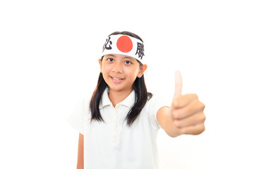 ガッツポーズの女の子