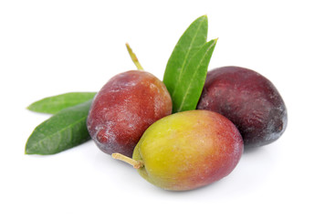 Sweet raw olives