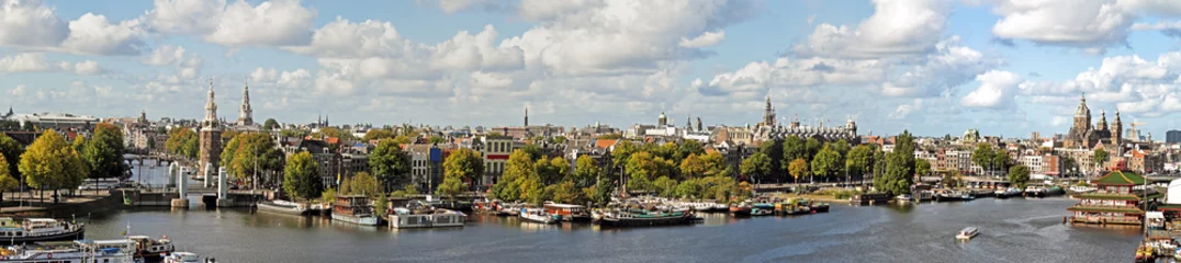 Gardinen Panorama aus der Stadt Amsterdam in den Niederlanden © Nataraj