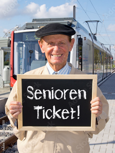 "Senioren Ticket" Stockfotos und lizenzfreie Bilder auf Fotolia.com
