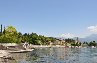 Fototapeta na wymiar Tremezzo town at the famous Italian lake Como