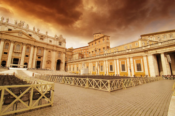 Obraz premium Rome St Peter Basilica and Colonnade - Piazza San Pietro