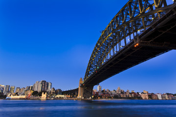 Obraz premium Sy Bridge Rocks Left Set