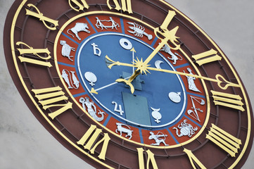 Ancient zodiacal clock