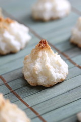 Coconut macaroons