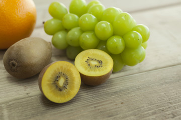 キウイとオレンジとマスカット