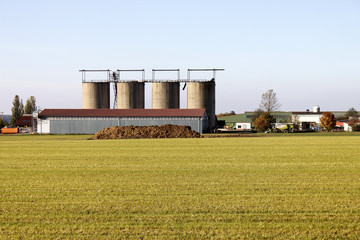 silos agriculture buildings