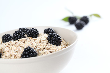 Oatmeal with blackberries