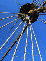 Obraz premium Mast of old Spanish galleon