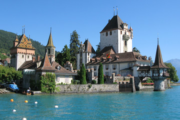Fototapeta na wymiar Oberhofen castle at the lake Thun, Switzerland ..