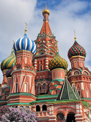 Fototapeta na wymiar St Basil Cathederal w Moskwie
