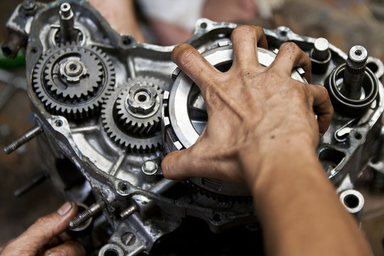 Motorcycle engine repair 