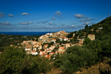 Fototapeta na wymiar Village d'Occi
