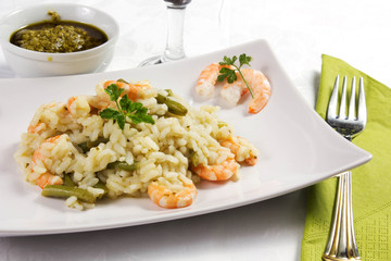 riso gamberi pesto e fagiolini