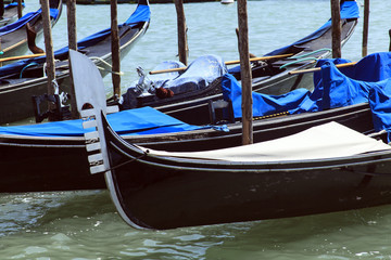 Fototapeta na wymiar Gondeln w Wenecji