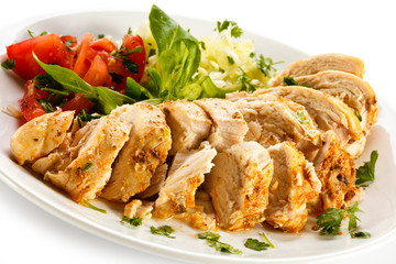 Grilled chicken breast and vegetables