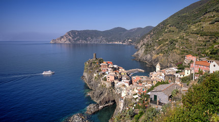 Fototapeta na wymiar Krajobraz wieś Vernazza w Cinque Terre, Włochy